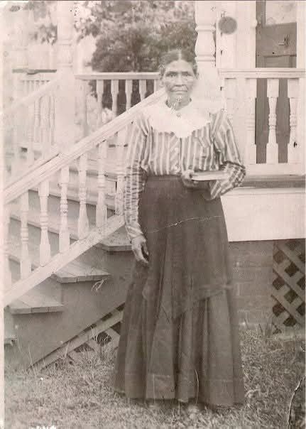 Harriet Harshaw Dula, the mother of Dulatown