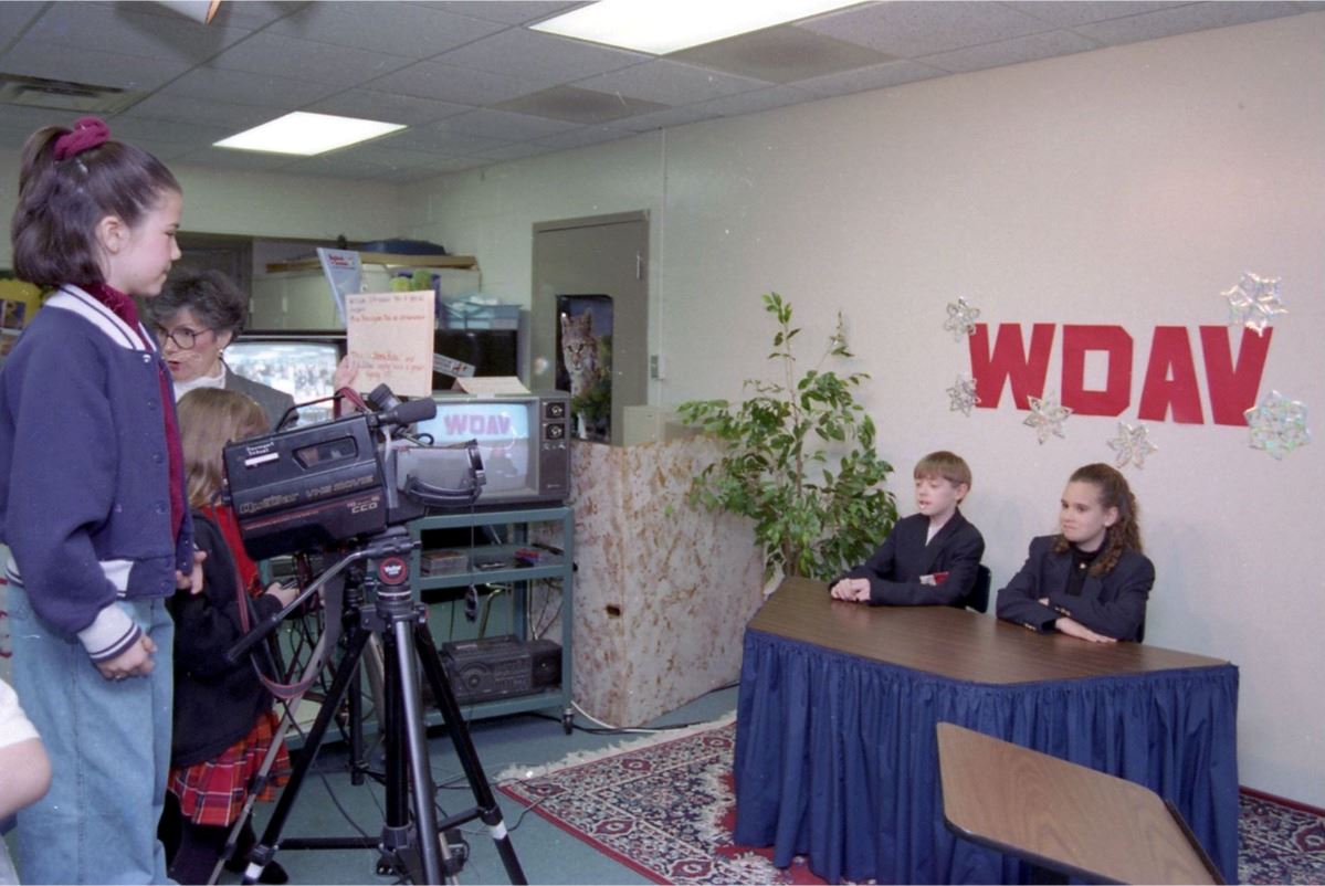 Davenport Elementary 1990s photo
